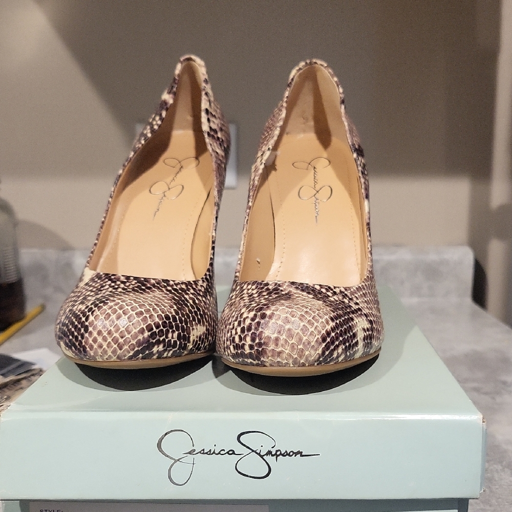 Jessica Simpson Brown and Cream Snake Print Heels
